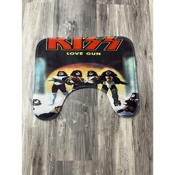 New KISS "Love Gun" Themed Bathroom Set Toilet Cover & Rug RARE Decor Rock Music - Picture 2 of 6